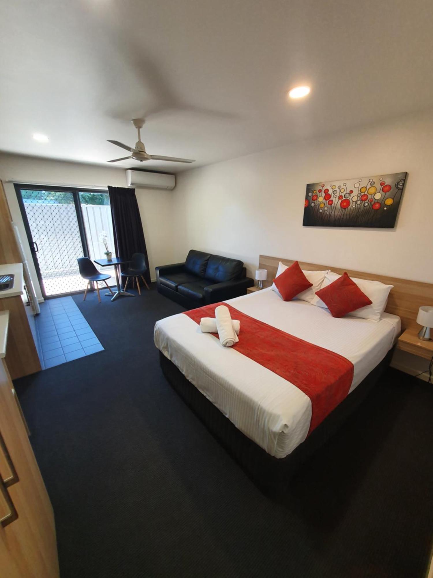 Abode37 Motel Emerald Extérieur photo