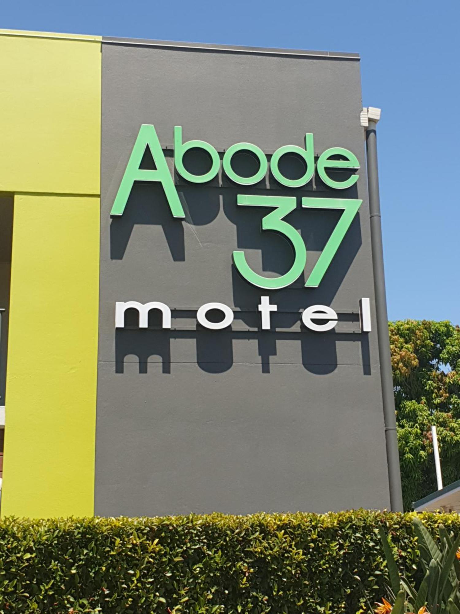 Abode37 Motel Emerald Extérieur photo