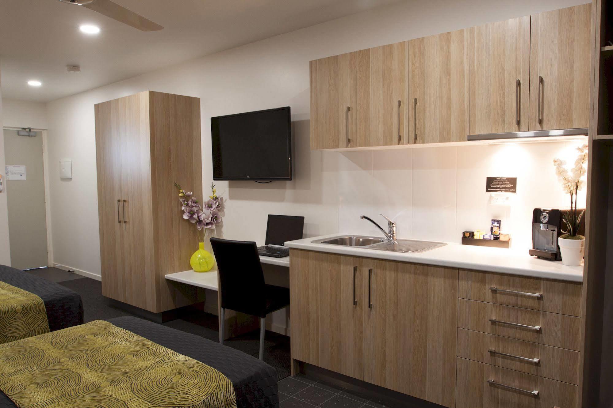 Abode37 Motel Emerald Extérieur photo