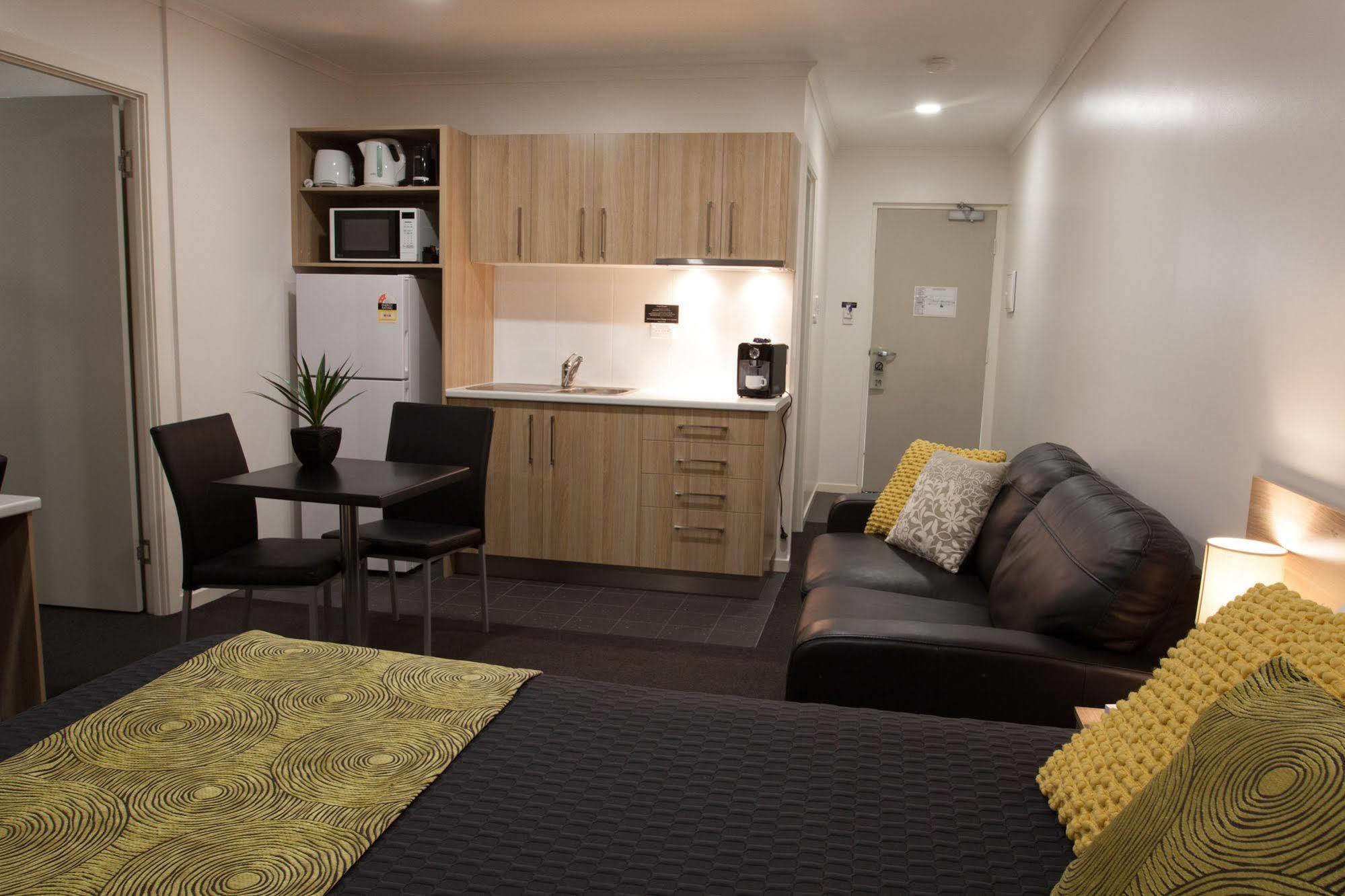 Abode37 Motel Emerald Extérieur photo