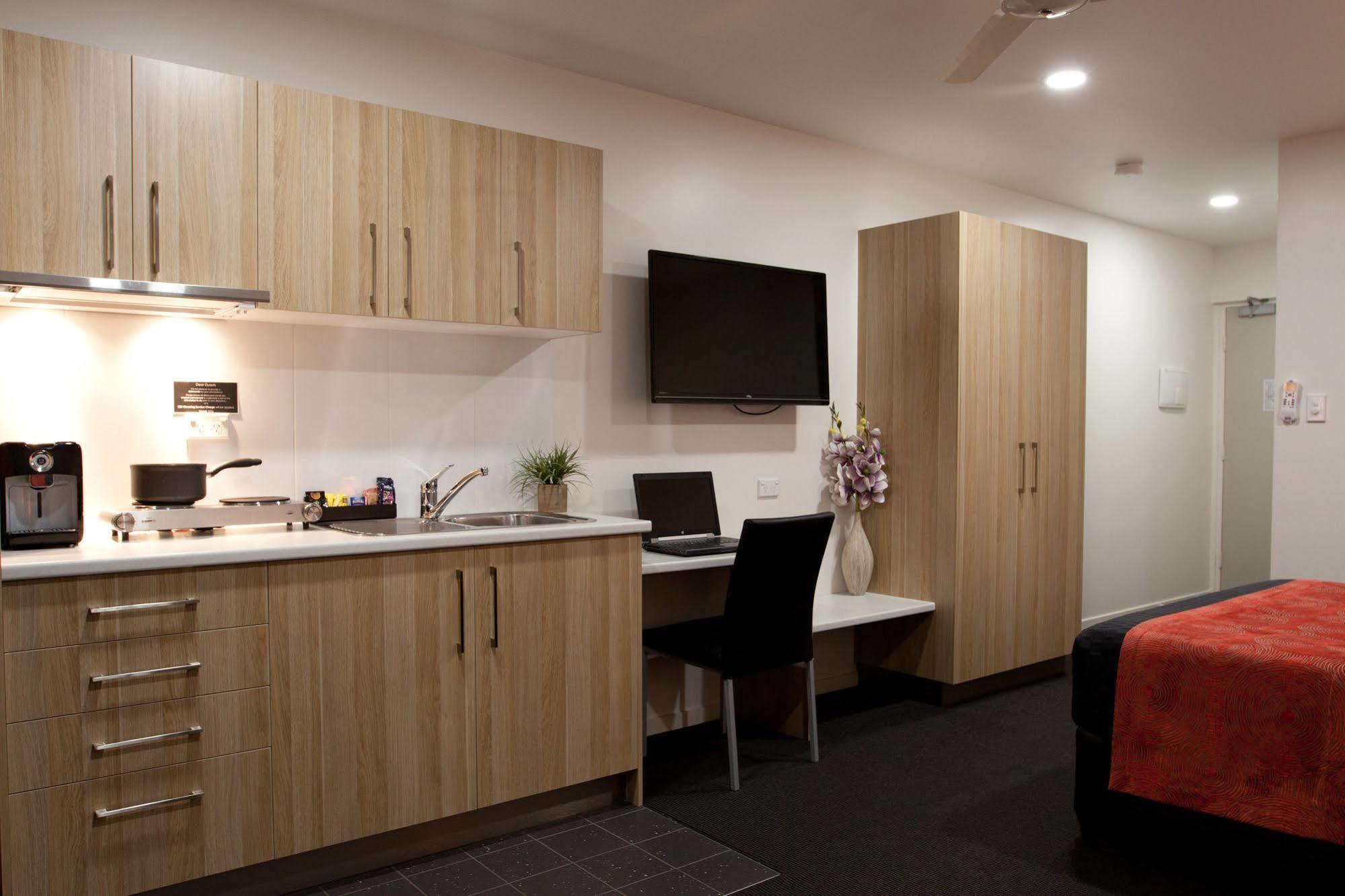 Abode37 Motel Emerald Extérieur photo